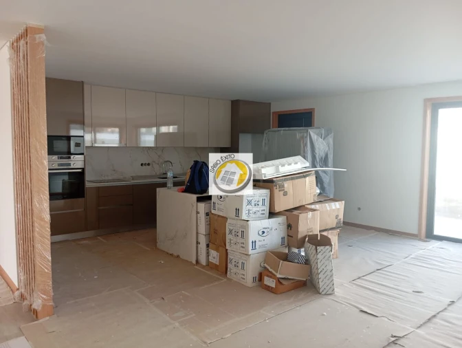 Moradia T3 para Venda em Santa Maria de Lamas Foto 2