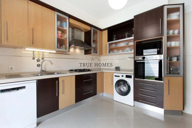 Moradia T4 para Venda em Amora Foto 16