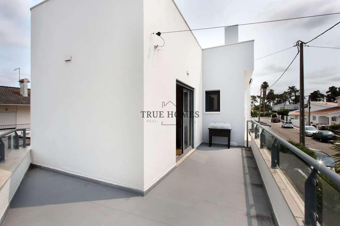 Moradia T4 para Venda em Amora Foto 27