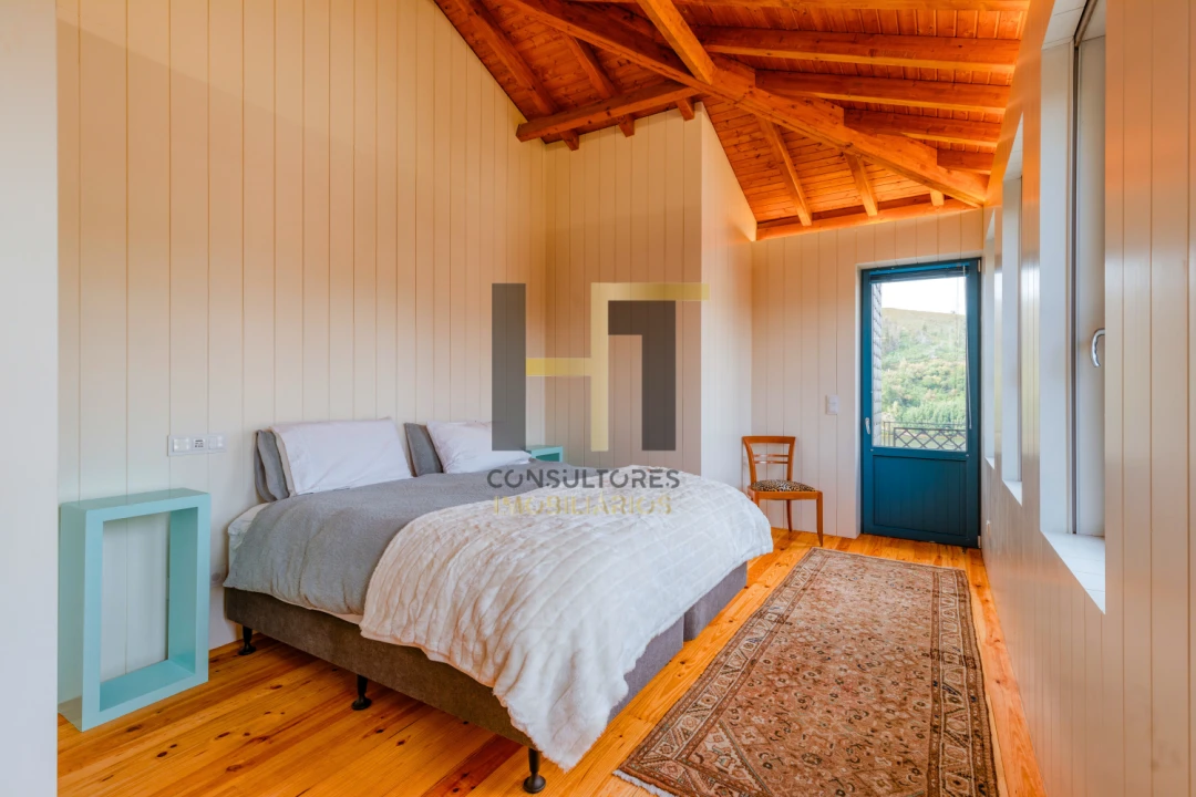 Moradia T4 para Venda em Sandim, Olival, Lever e Crestuma Foto 15