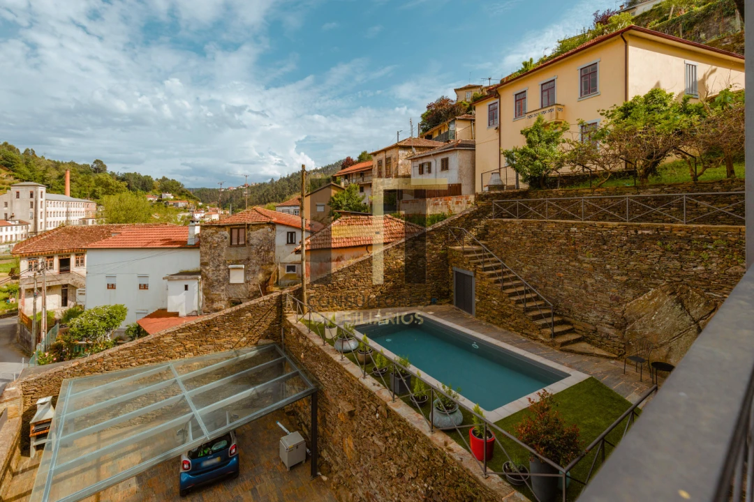 Moradia T4 para Venda em Sandim, Olival, Lever e Crestuma Foto 3