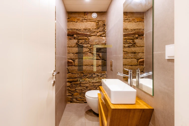 Moradia T4 para Venda em Sandim, Olival, Lever e Crestuma Foto 18