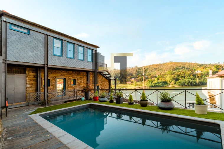 Moradia T4 para Venda em Sandim, Olival, Lever e Crestuma Foto 1