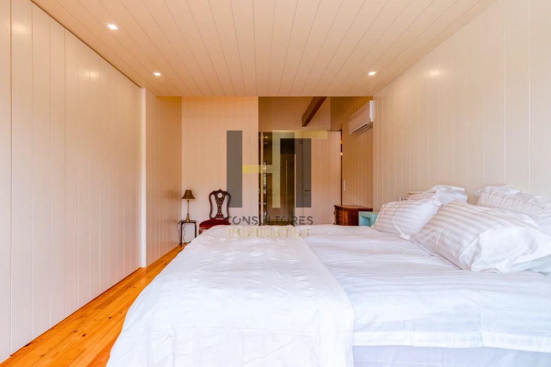 Moradia T4 para Venda em Sandim, Olival, Lever e Crestuma Foto 10