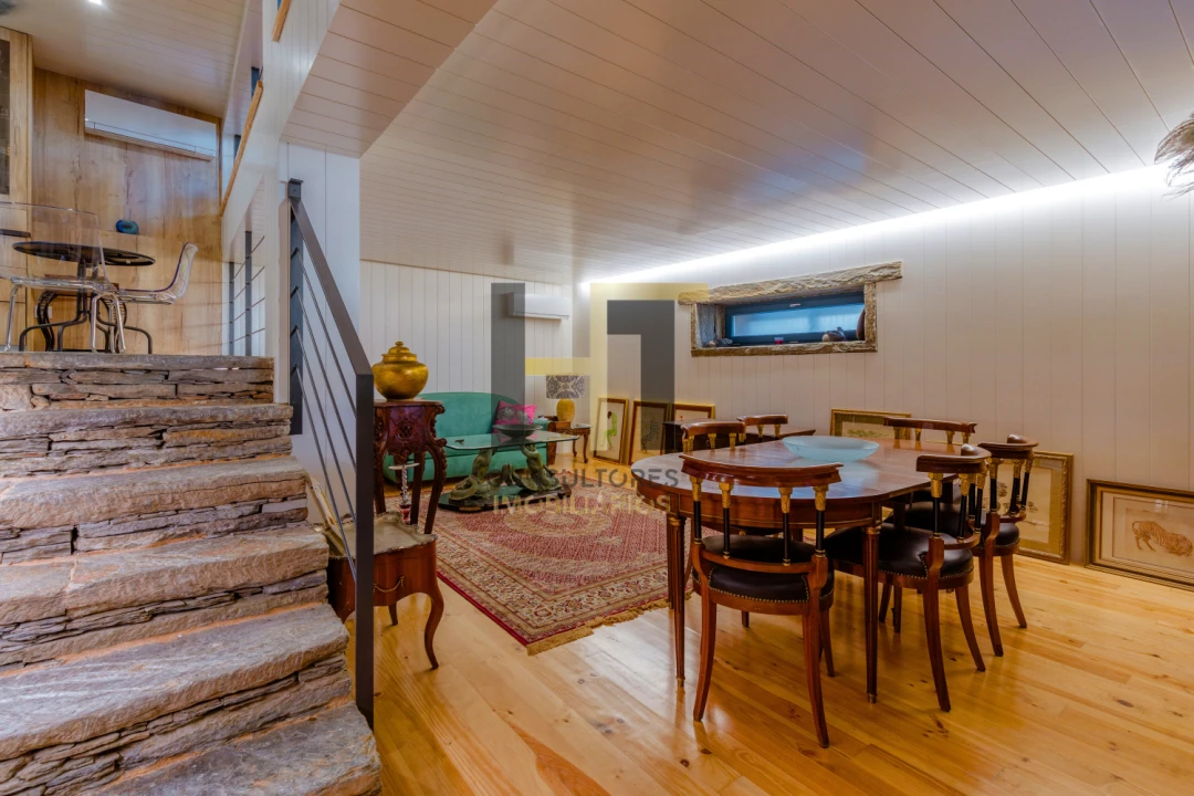 Moradia T4 para Venda em Sandim, Olival, Lever e Crestuma Foto 24