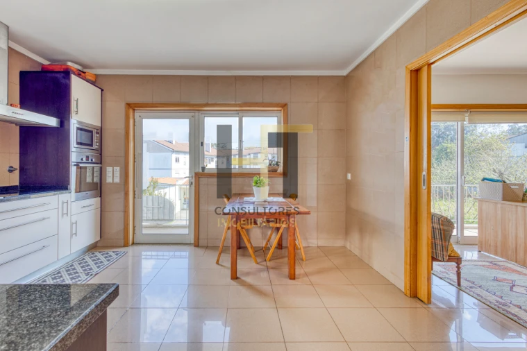 Moradia T3 para Venda em Castêlo da Maia Foto 7