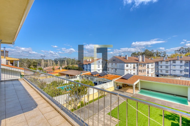 Moradia T3 para Venda em Castêlo da Maia Foto 23