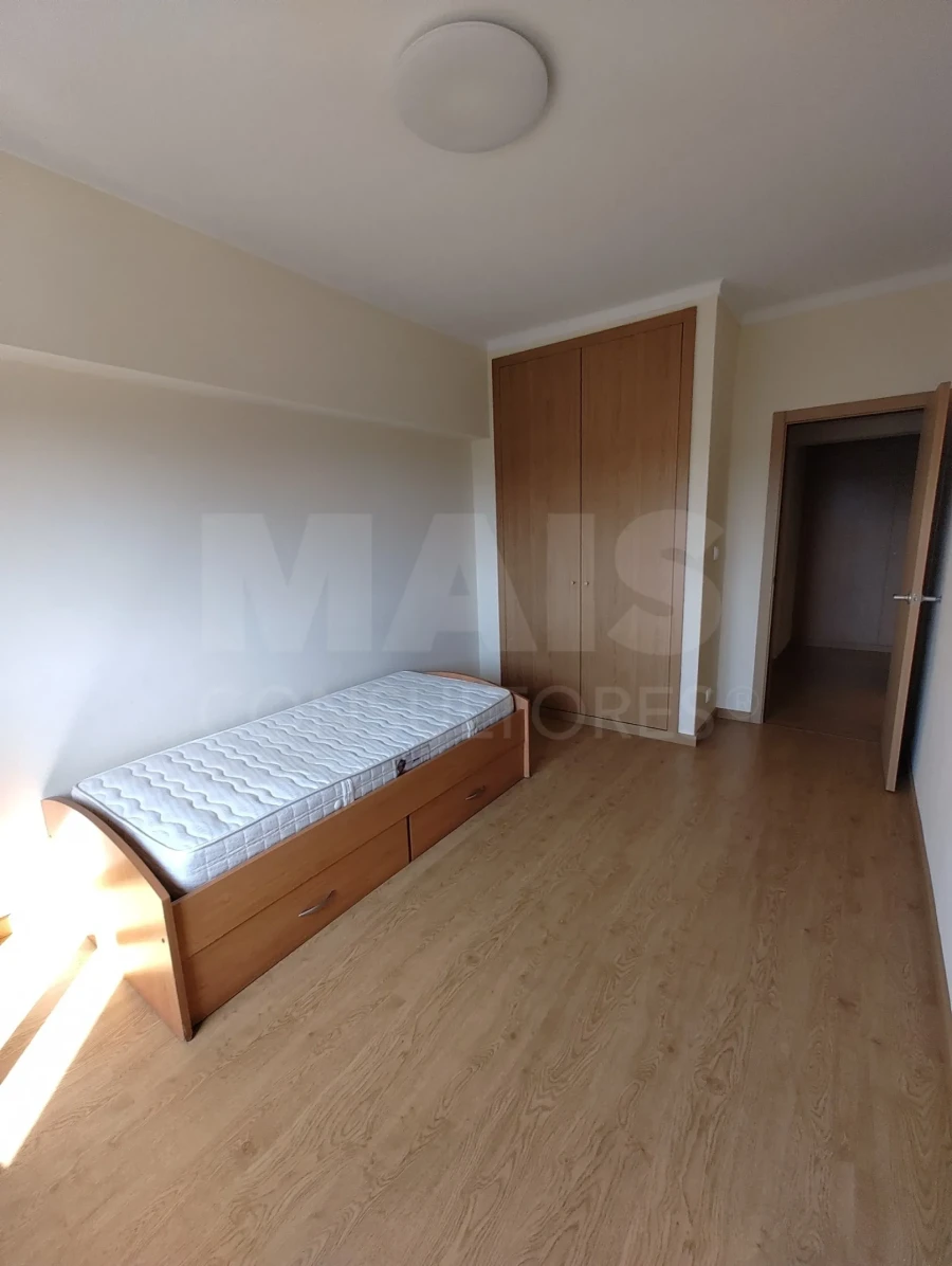 Apartamento T4 para Venda em Rio Maior Foto 1