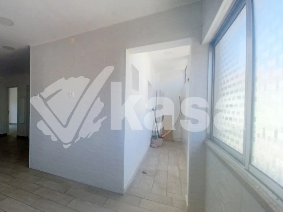 Apartamento T1 para Venda em Alto do Seixalinho, Santo André e Verderena Foto 6