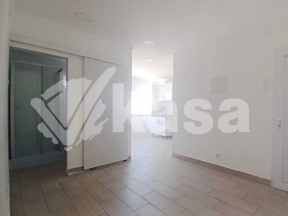 Apartamento T1 para Venda em Alto do Seixalinho, Santo André e Verderena Foto 8