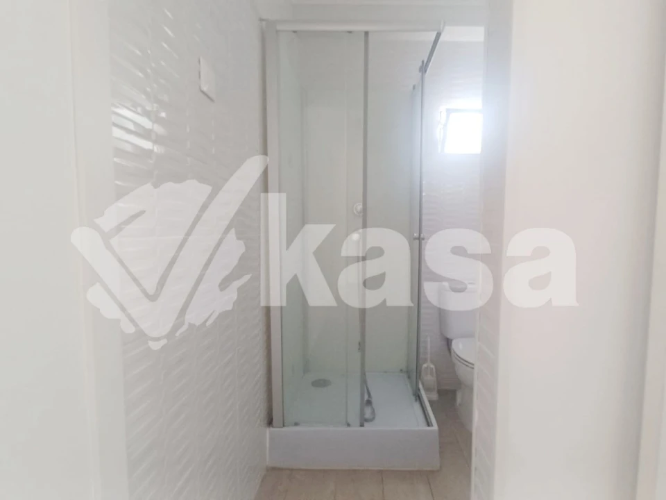 Apartamento T1 para Venda em Alto do Seixalinho, Santo André e Verderena Foto 15