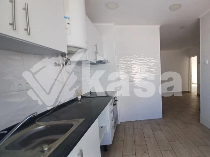 Apartamento T1 para Venda em Alto do Seixalinho, Santo André e Verderena Foto 2