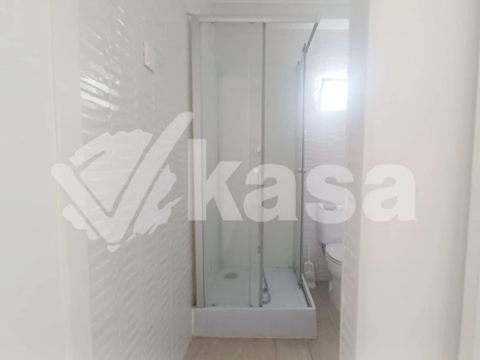 Apartamento T1 para Venda em Alto do Seixalinho, Santo André e Verderena Foto 15