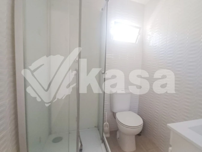 Apartamento T1 para Venda em Alto do Seixalinho, Santo André e Verderena Foto 16
