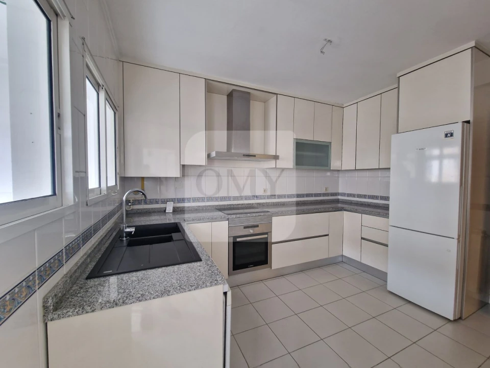 Apartamento T4 para Venda em Nossa Senhora da Conceição, São Pedro e São Dinis Foto 11