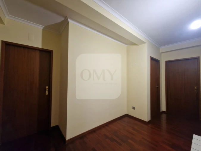 Apartamento T4 para Venda em Nossa Senhora da Conceição, São Pedro e São Dinis Foto 15