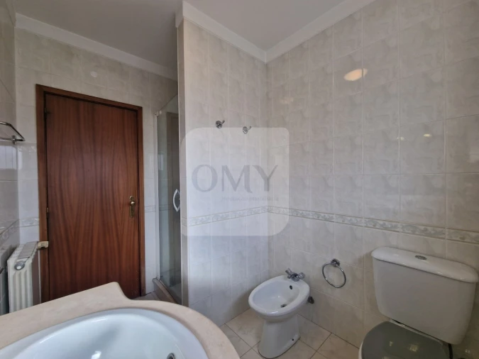 Apartamento T4 para Venda em Nossa Senhora da Conceição, São Pedro e São Dinis Foto 21