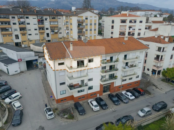 Apartamento T4 para Venda em Nossa Senhora da Conceição, São Pedro e São Dinis Foto 6