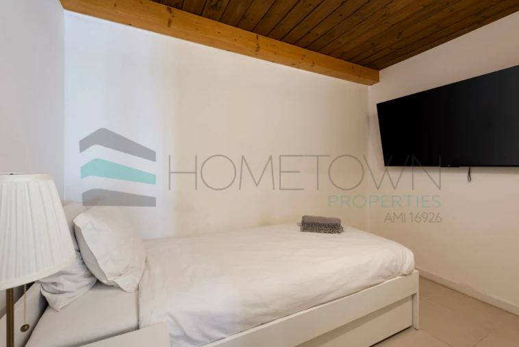 Moradia T2 para Venda em Santa Barbara de Nexe Foto 9