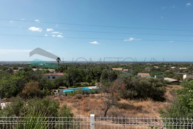 Moradia T2 para Venda em Santa Barbara de Nexe Foto 24