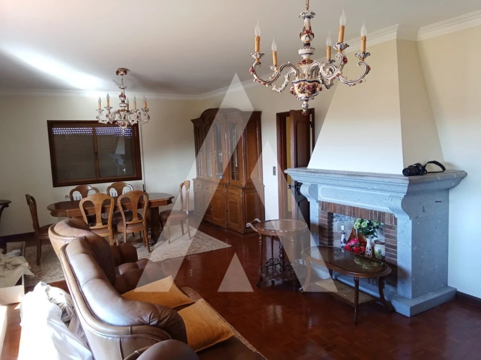 Moradia T4 para Venda em Lanhelas Foto 10