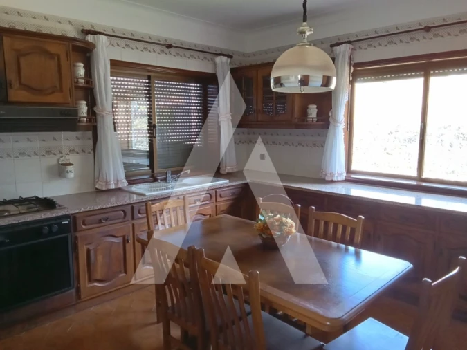 Moradia T4 para Venda em Lanhelas Foto 8