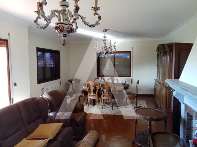 Moradia T4 para Venda em Lanhelas Foto 12