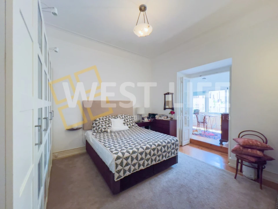 Apartamento T5 para Venda em Areeiro Foto 17