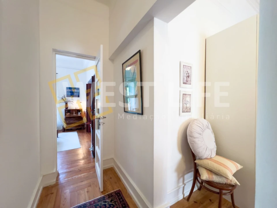 Apartamento T5 para Venda em Areeiro Foto 25