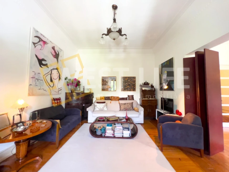 Apartamento T5 para Venda em Areeiro Foto 3