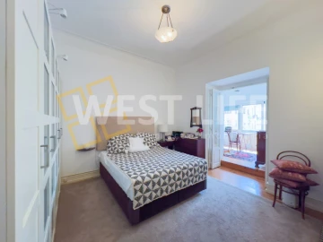 Apartamento T5 para Venda em Areeiro