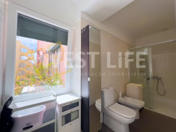 Apartamento T5 para Venda em Areeiro