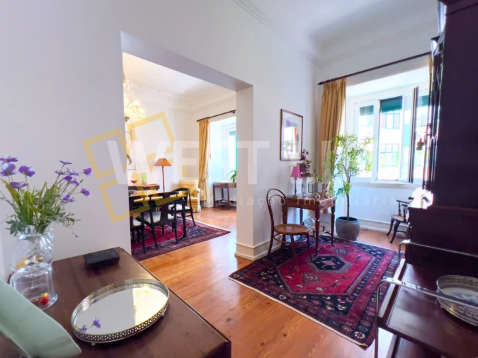 Apartamento T5 para Venda em Areeiro Foto 6