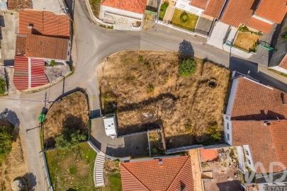 Terreno para Venda em Parceiros e Azoia