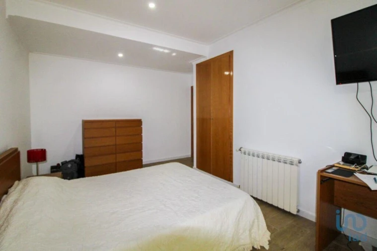 Moradia T3 para Venda em Santa Cruz da Trapa e São Cristóvão de Lafões Foto 11