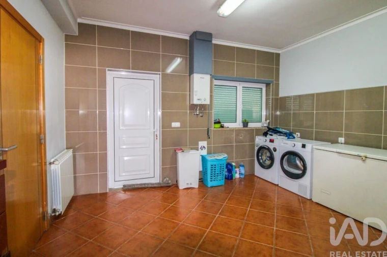 Moradia T3 para Venda em Santa Cruz da Trapa e São Cristóvão de Lafões Foto 19