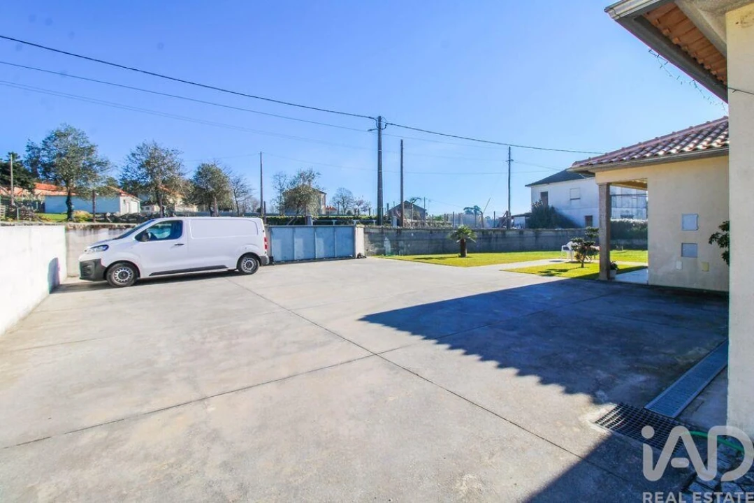 Moradia T3 para Venda em Santa Cruz da Trapa e São Cristóvão de Lafões Foto 20