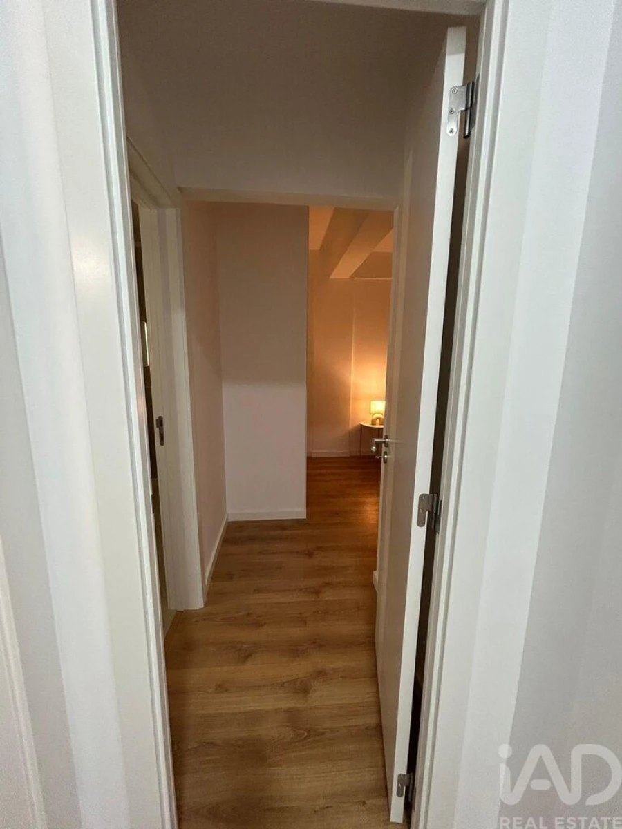 Apartamento T3 para Venda em Benfica Foto 19
