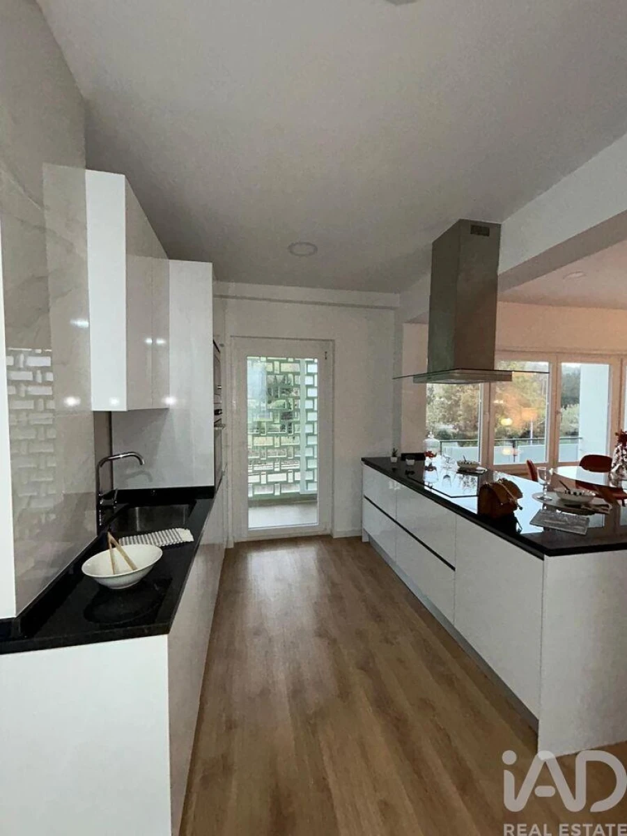 Apartamento T3 para Venda em Benfica Foto 6