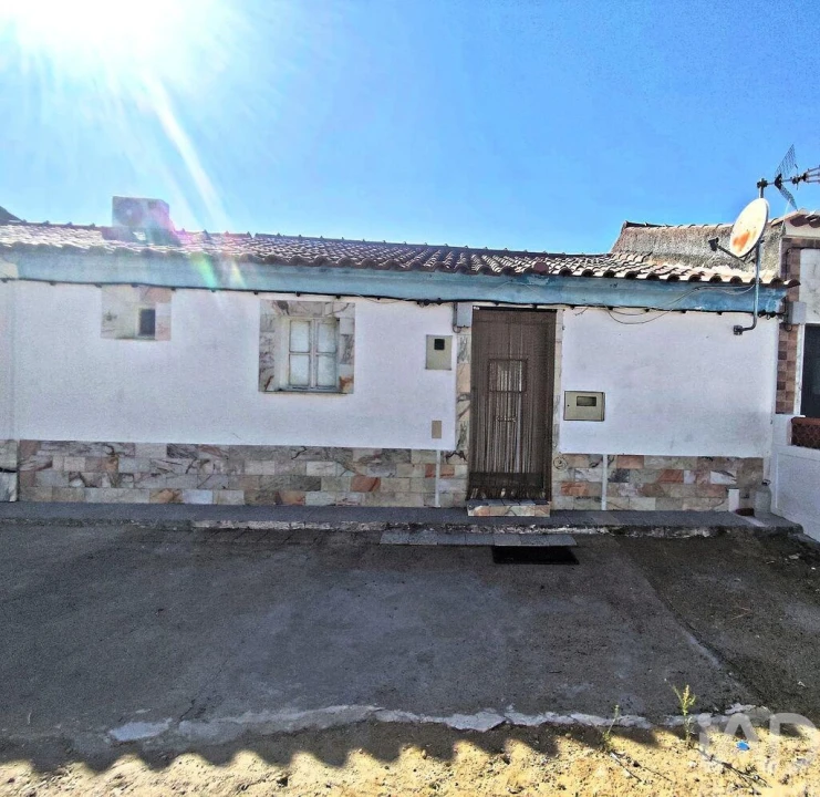 Moradia T2 para Venda em Santo Aleixo Foto 1