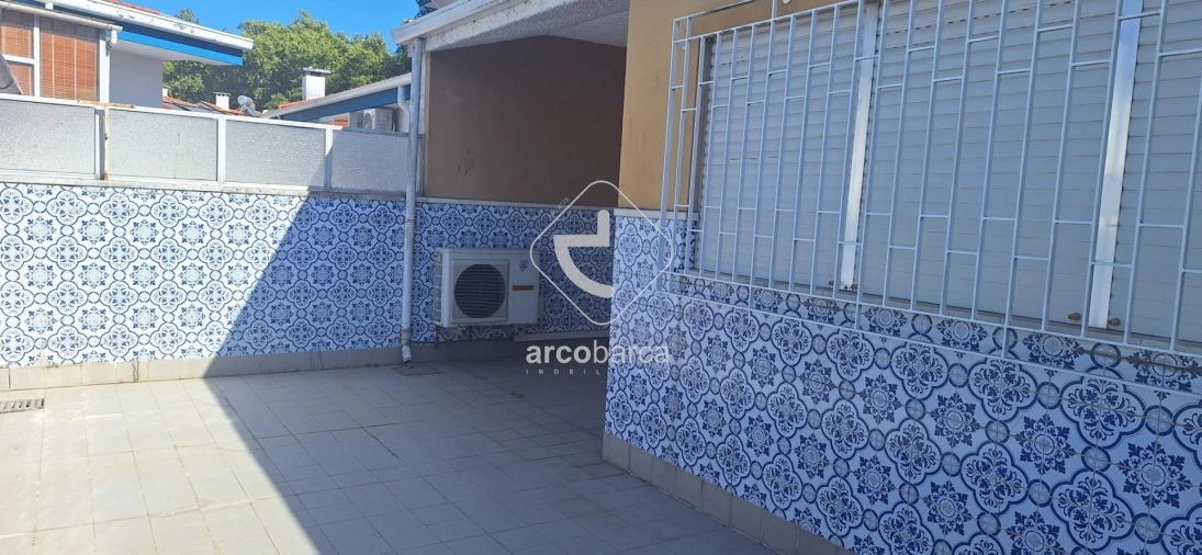 Moradia T5 para Venda em Pedrouços Foto 18