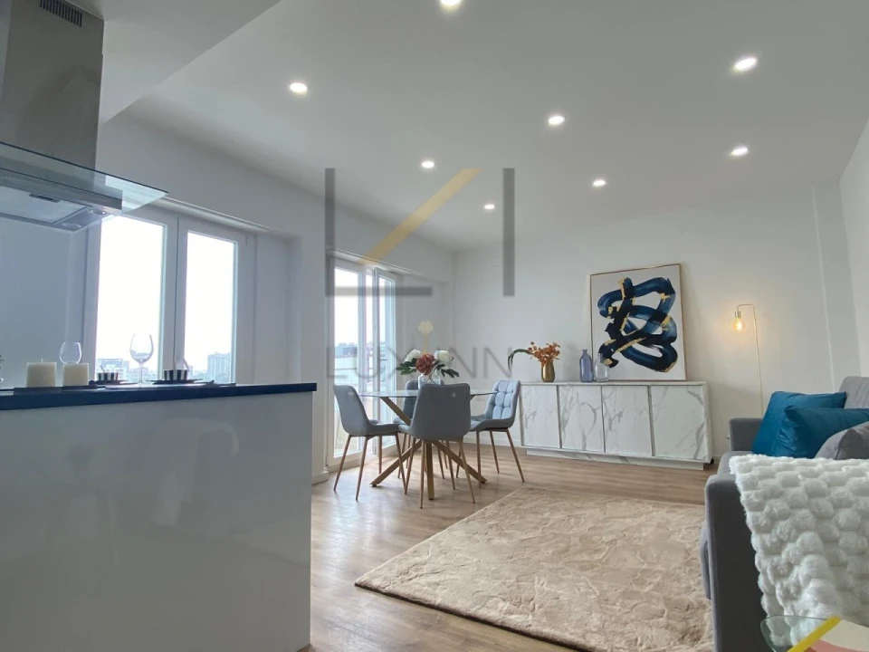 Apartamento T3 para Venda em Benfica Foto 4