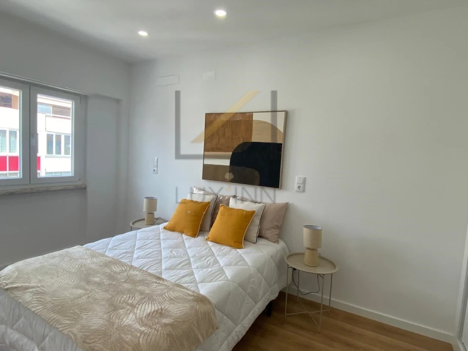 Apartamento T3 para Venda em Benfica Foto 11