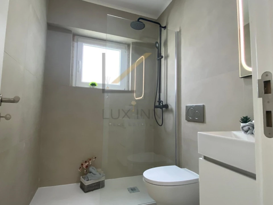 Apartamento T3 para Venda em Benfica Foto 12