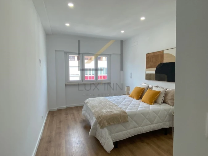 Apartamento T3 para Venda em Benfica Foto 9
