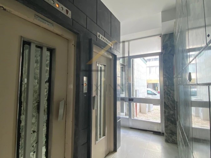 Apartamento T3 para Venda em Benfica Foto 31