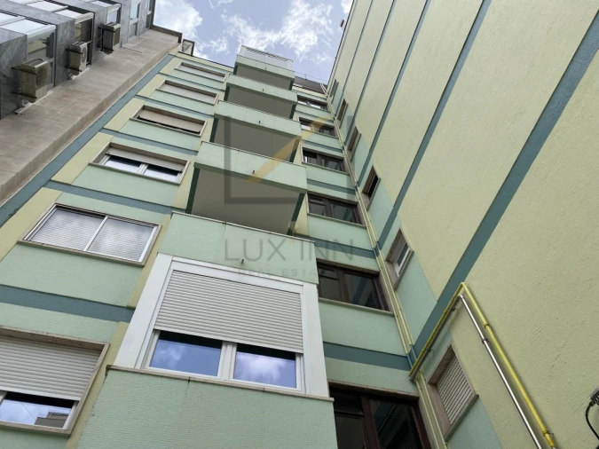 Apartamento T3 para Venda em Benfica Foto 33