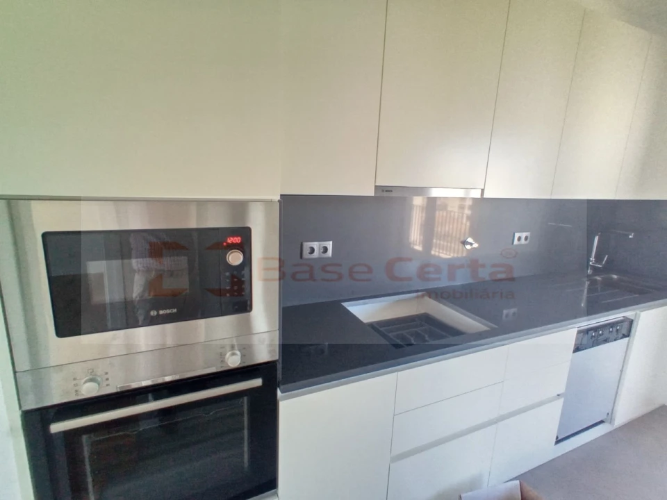 Apartamento T2 para Venda em Almada, Cova da Piedade, Pragal e Cacilhas Foto 11