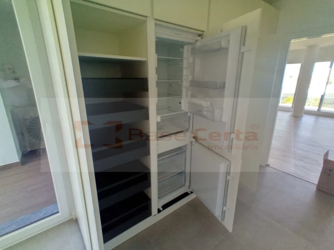 Apartamento T2 para Venda em Almada, Cova da Piedade, Pragal e Cacilhas Foto 2