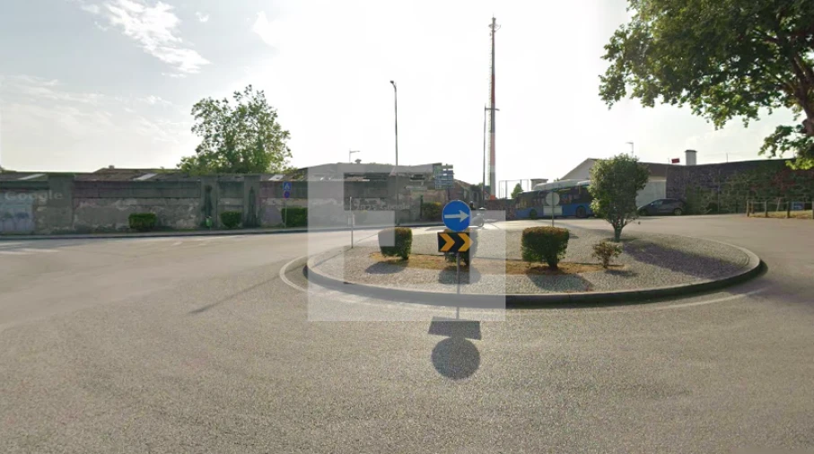 Moradia T2 para Venda em Santa Marinha Foto 4